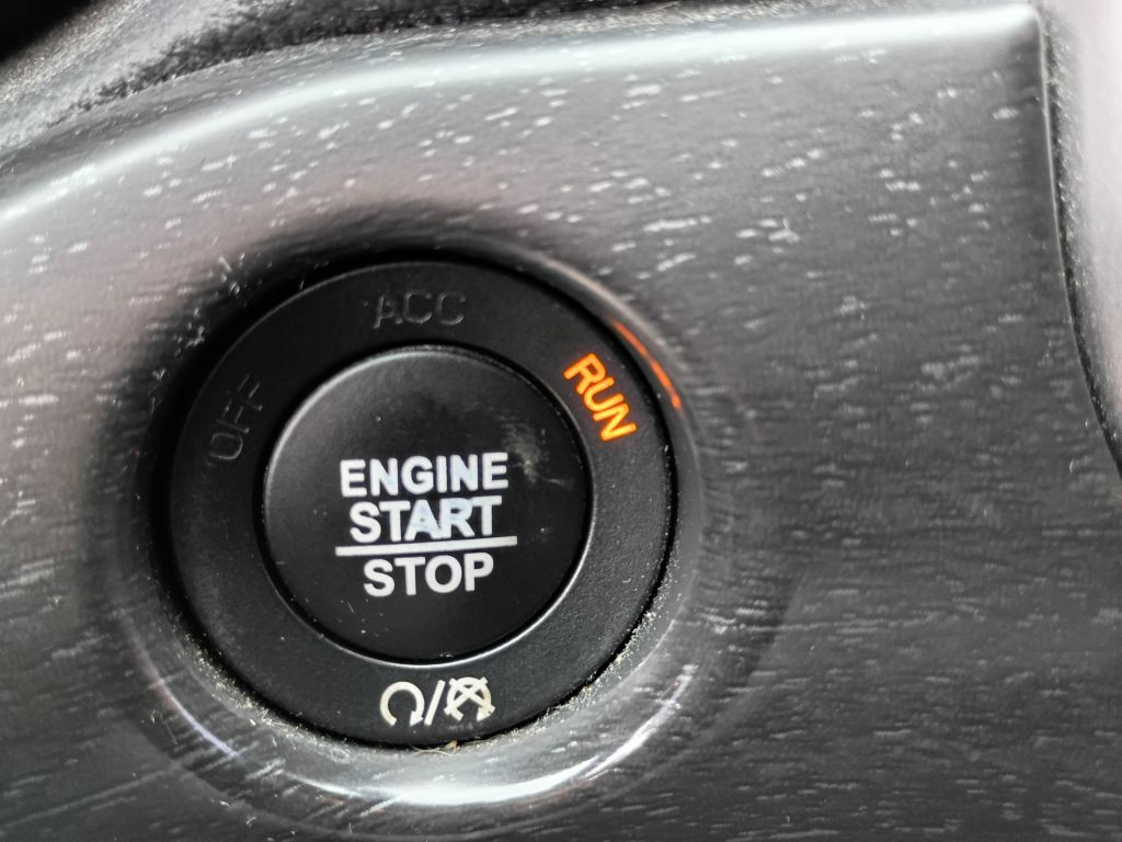 2018 Jeep Grand Cherokee Image 12