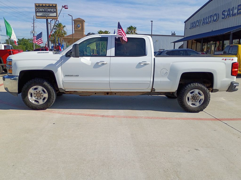 2017 Chevrolet Silverado 1500 Image 4
