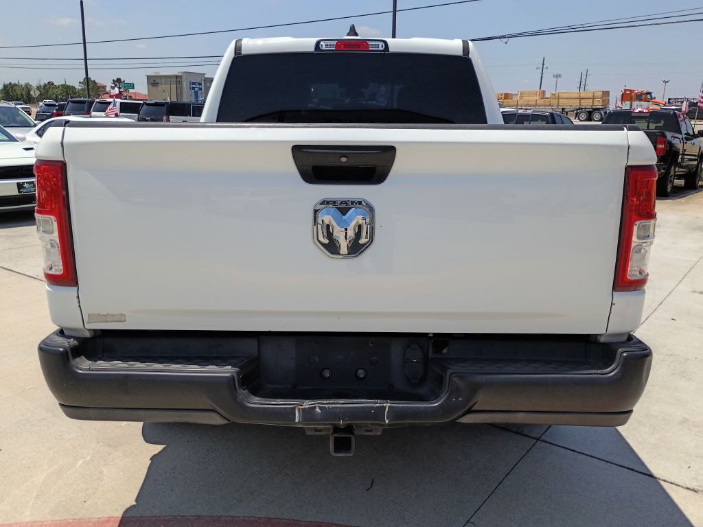 2019 RAM 1500 Image 6