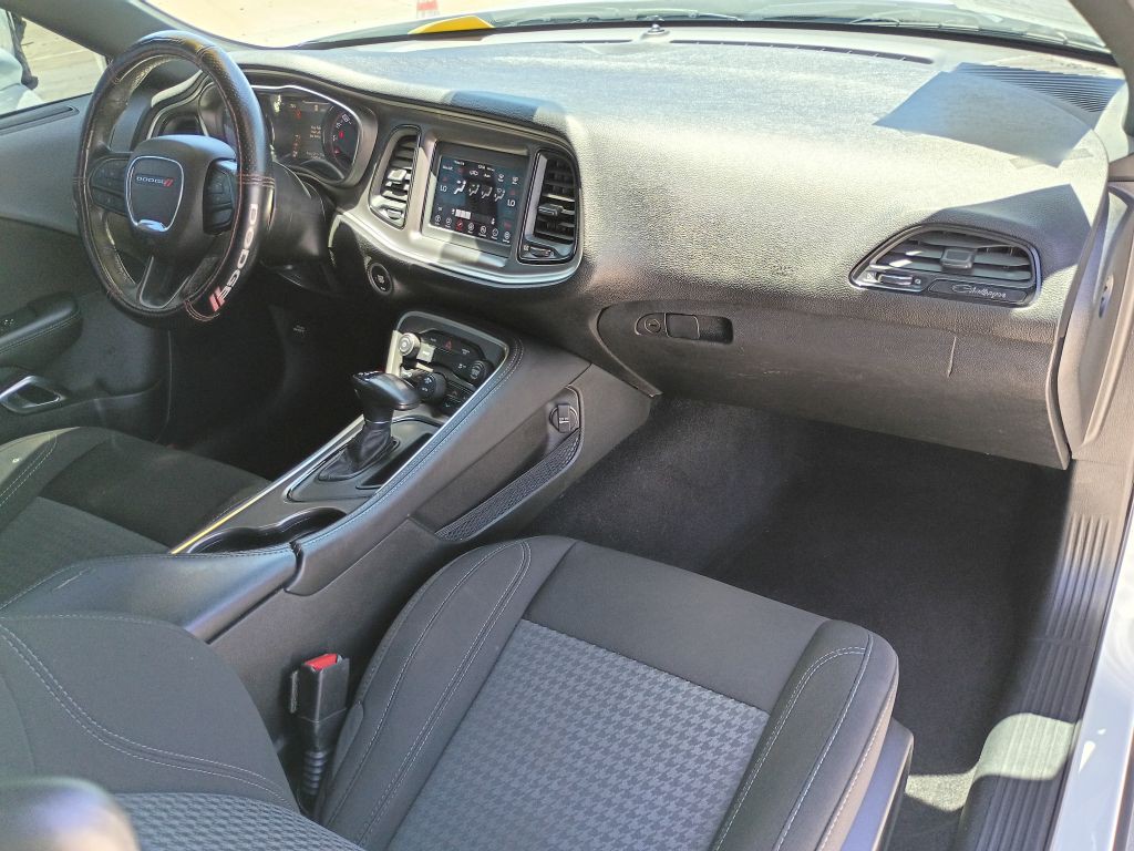 2021 Dodge Challenger Image 16