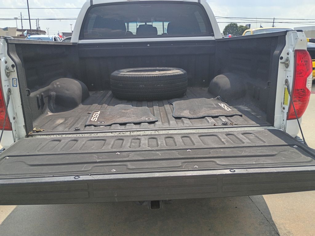 2014 Toyota Tundra Image 8