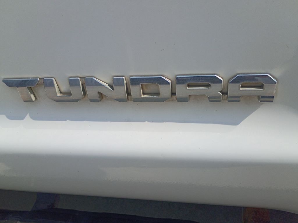 2014 Toyota Tundra Image 9