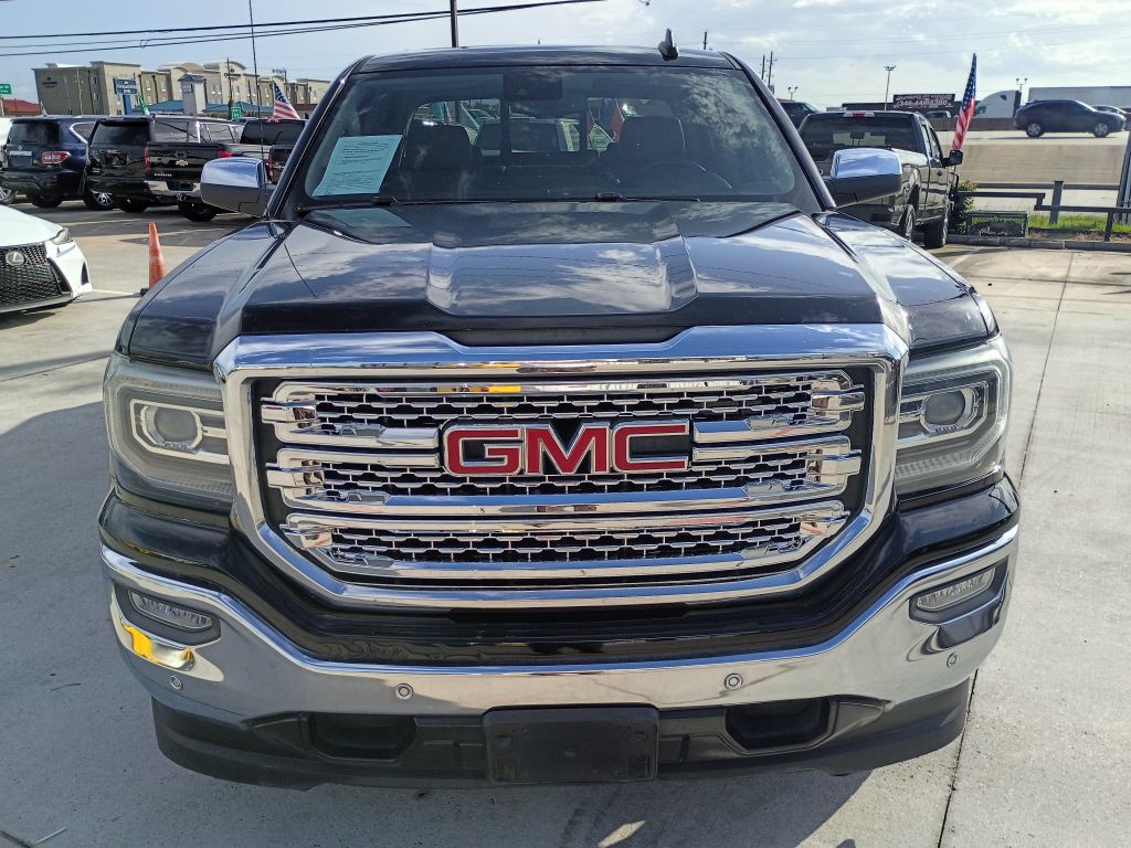 2018 GMC Sierra Image 2