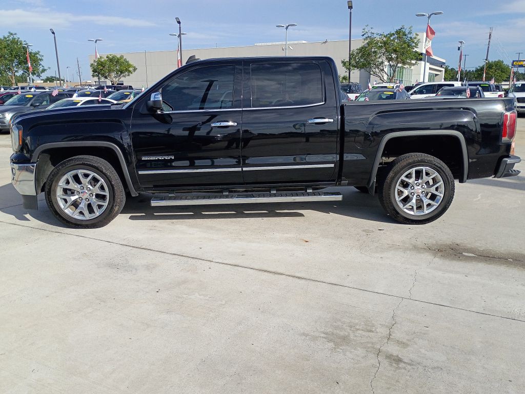 2018 GMC Sierra Image 4