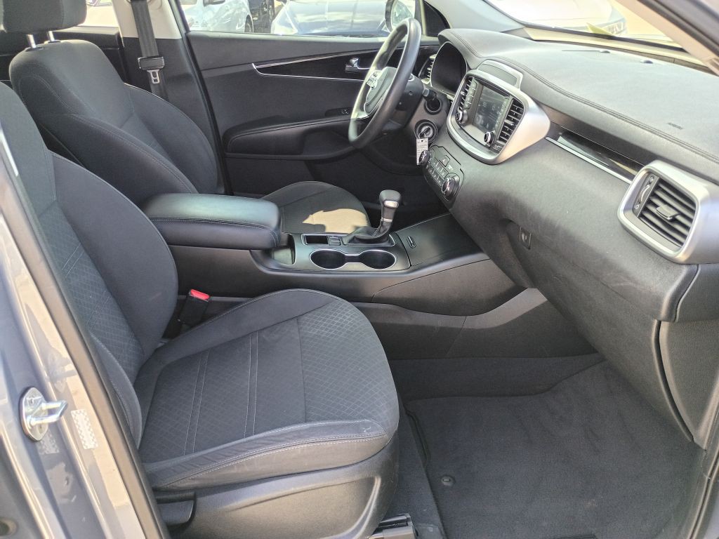 2020 Kia Sorento Image 16