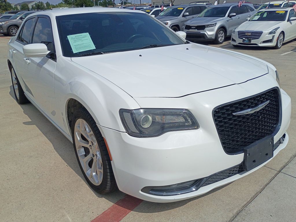 2019 Chrysler 300 Image 1
