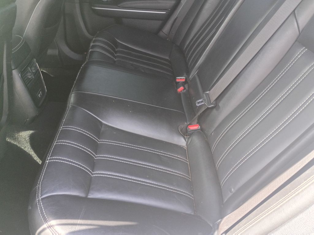 2019 Chrysler 300 Image 20