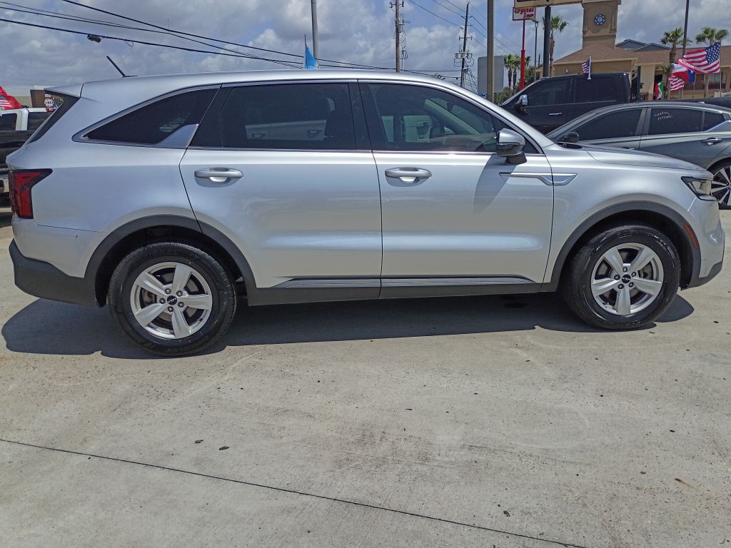 2022 Kia Sorento Image 8