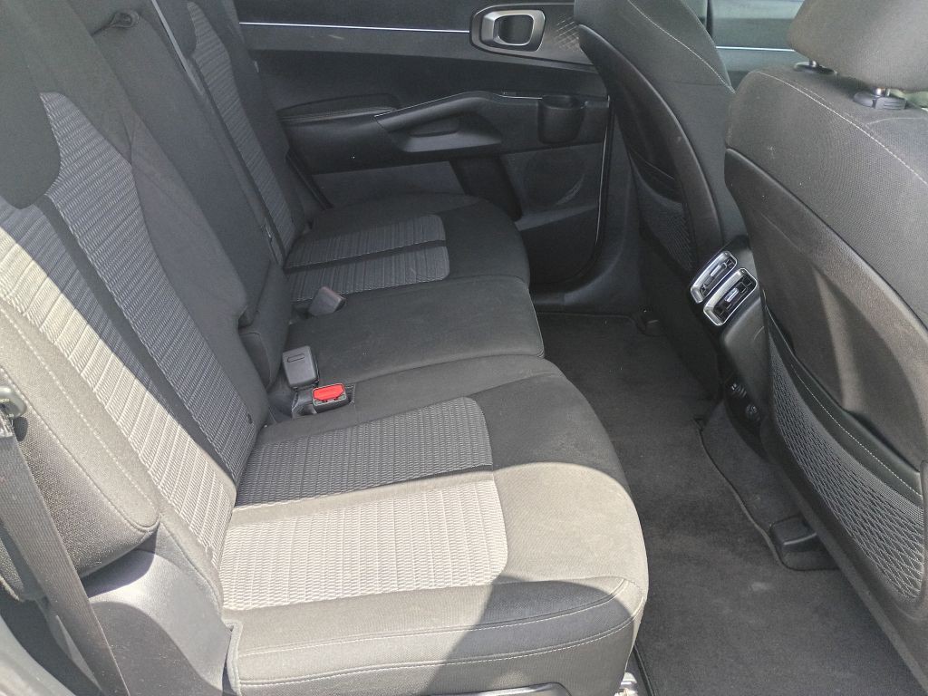 2022 Kia Sorento Image 16