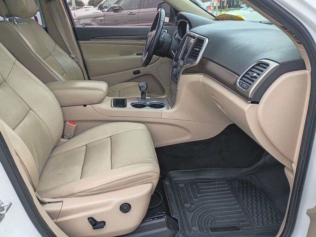 2015 Jeep Grand Cherokee Image 19