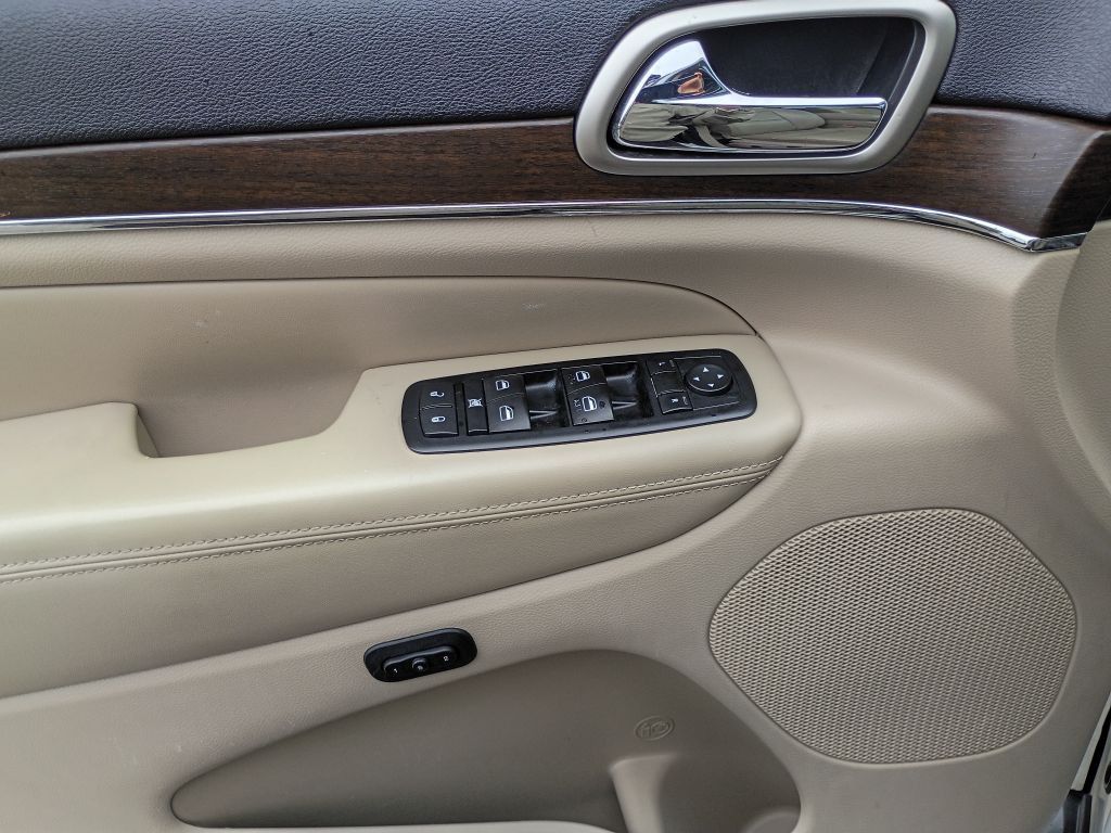 2015 Jeep Grand Cherokee Image 23
