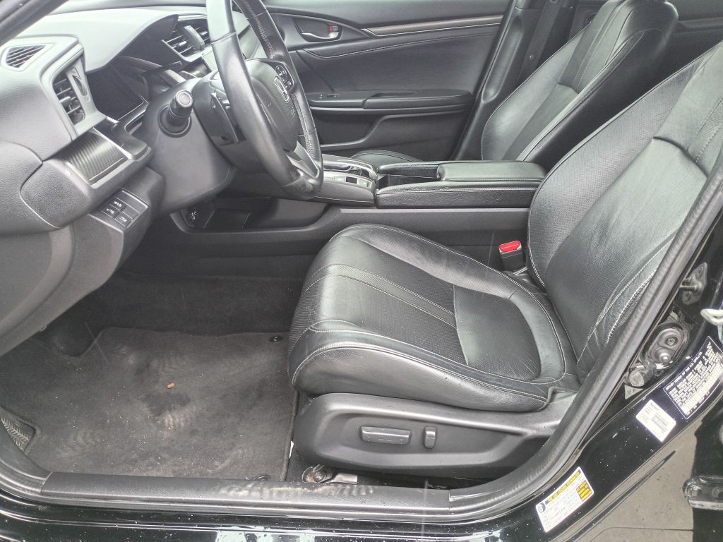 2018 Honda Civic Image 15