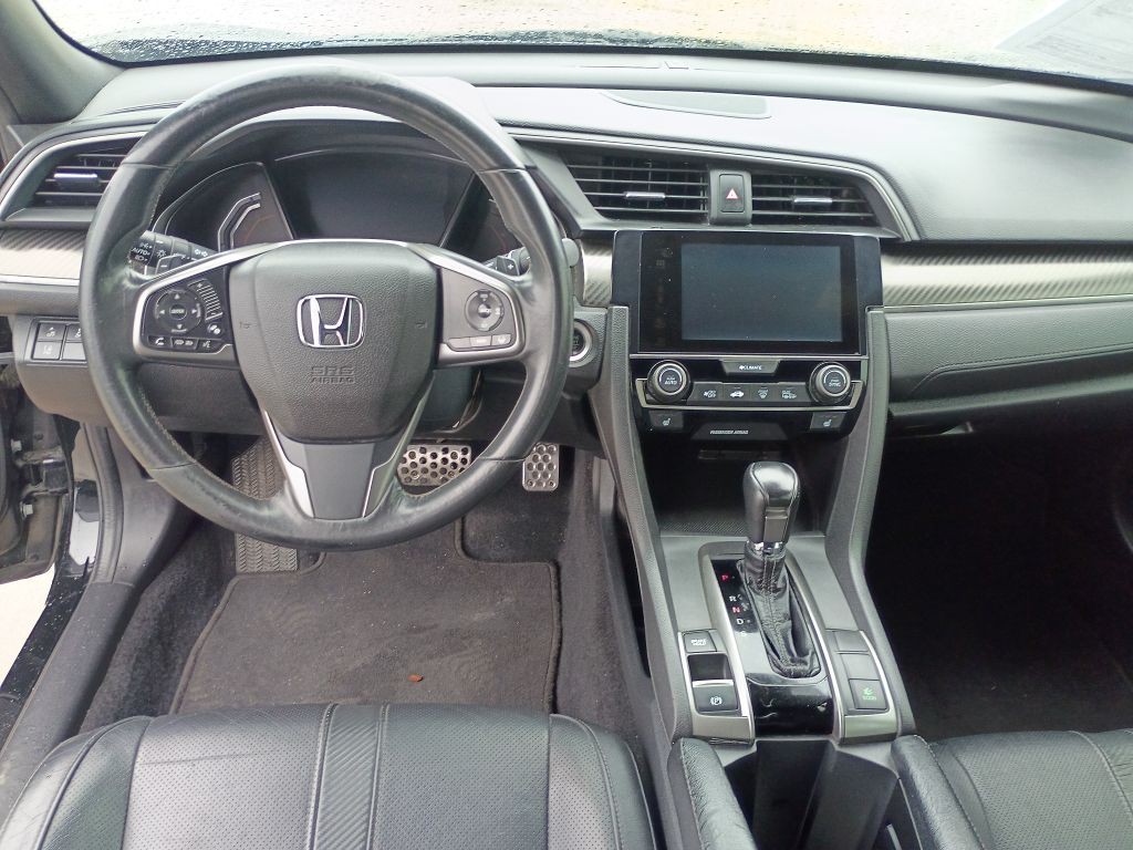 2018 Honda Civic Image 18