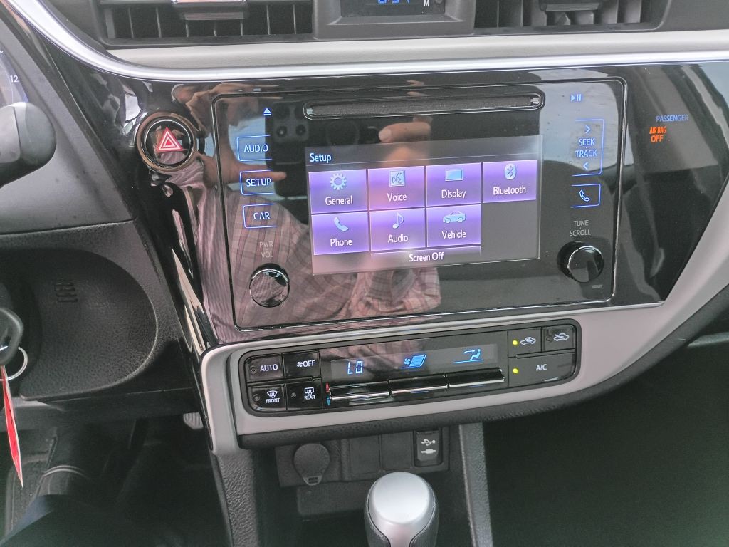 2019 Toyota Corolla Image 18