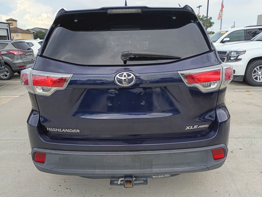 2015 Toyota Highlander Image 6