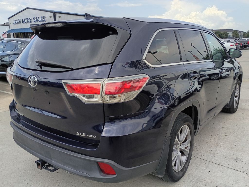 2015 Toyota Highlander Image 7