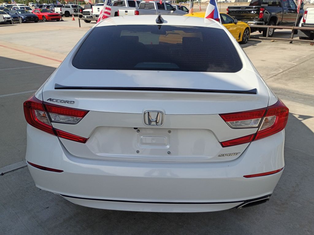 2022 Honda Accord Image 6
