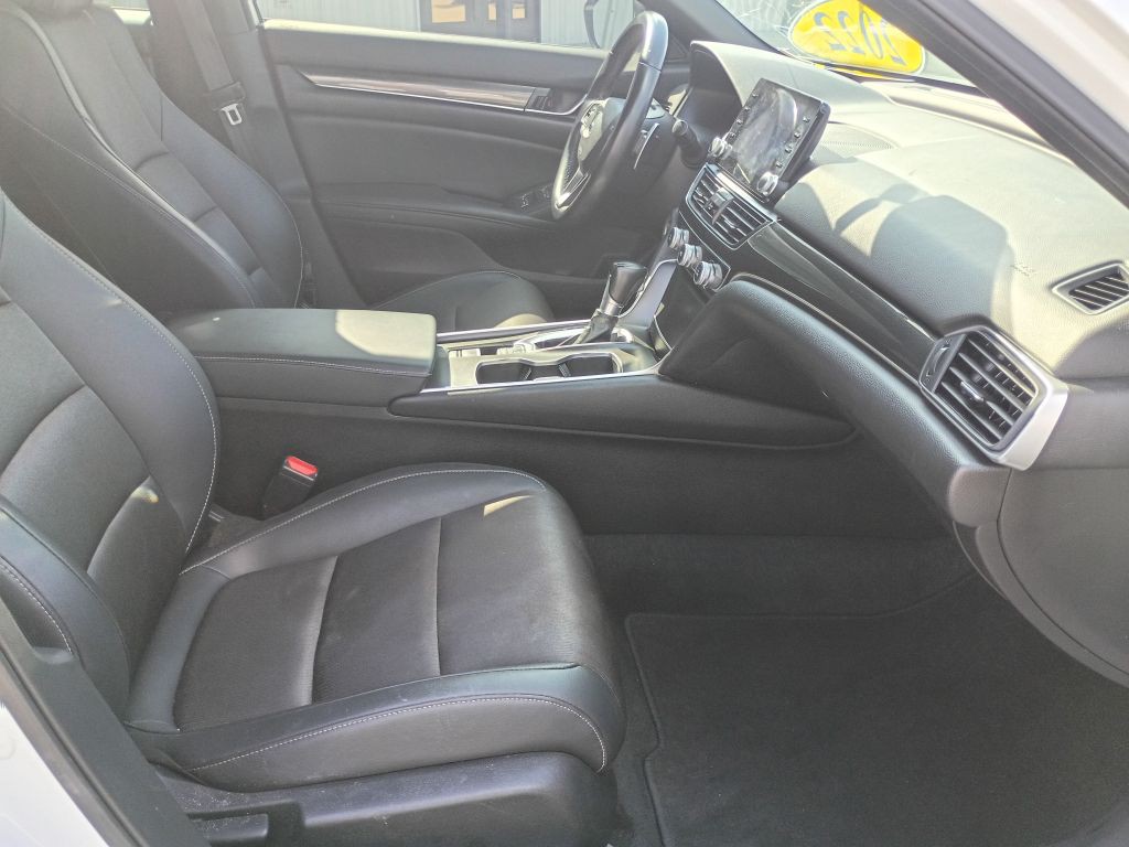 2022 Honda Accord Image 18