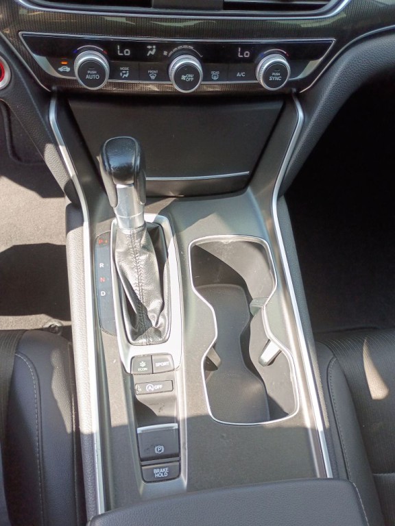 2022 Honda Accord Image 19