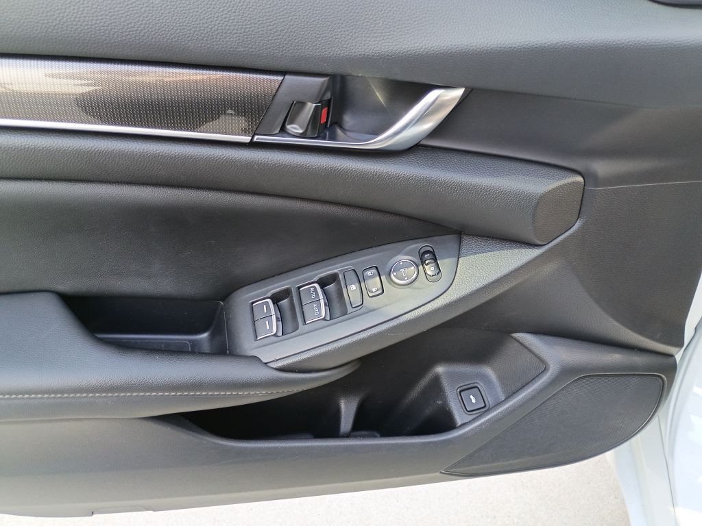 2022 Honda Accord Image 22