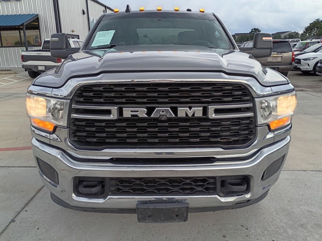 2024 RAM 3500 Image 2