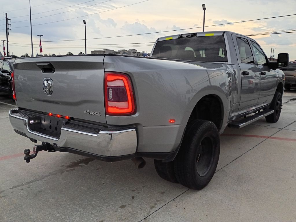 2024 RAM 3500 Image 7