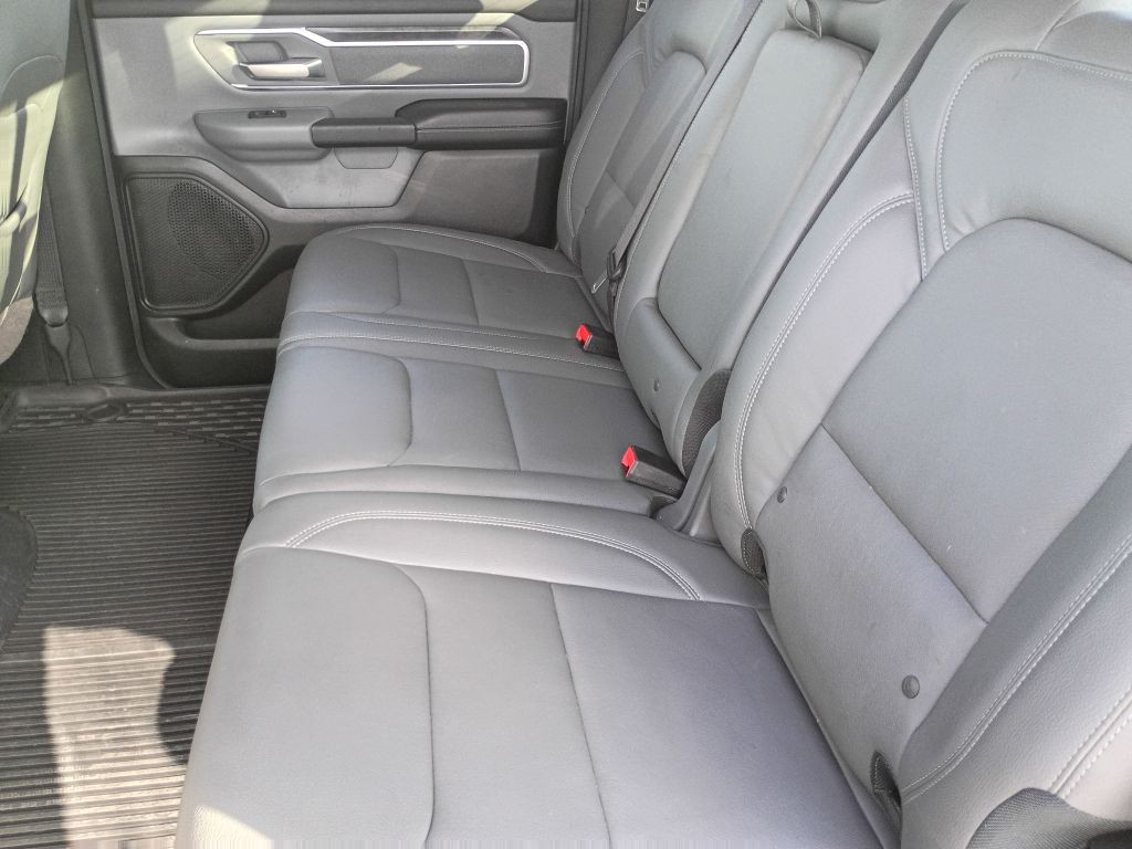2019 RAM 1500 Image 21