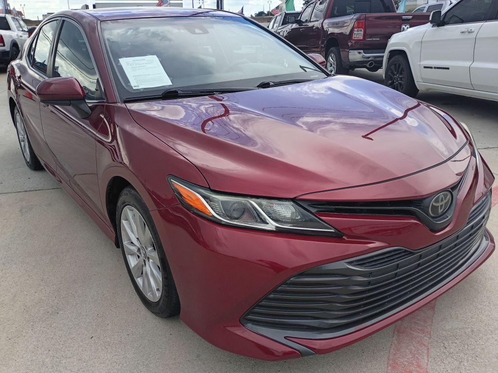 2019 Toyota Camry Image 1