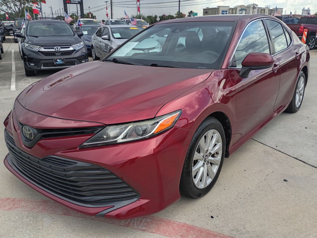 2019 Toyota Camry Image 3