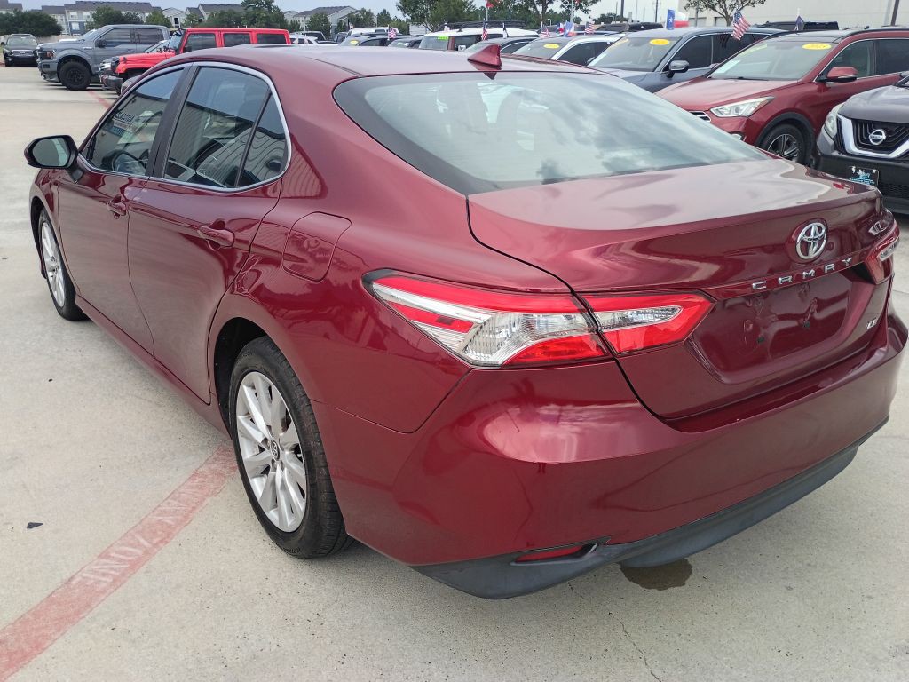 2019 Toyota Camry Image 5