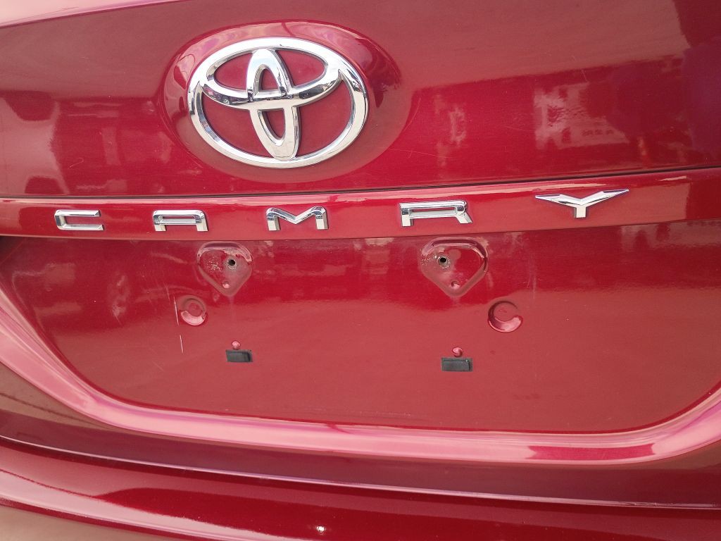 2019 Toyota Camry Image 9