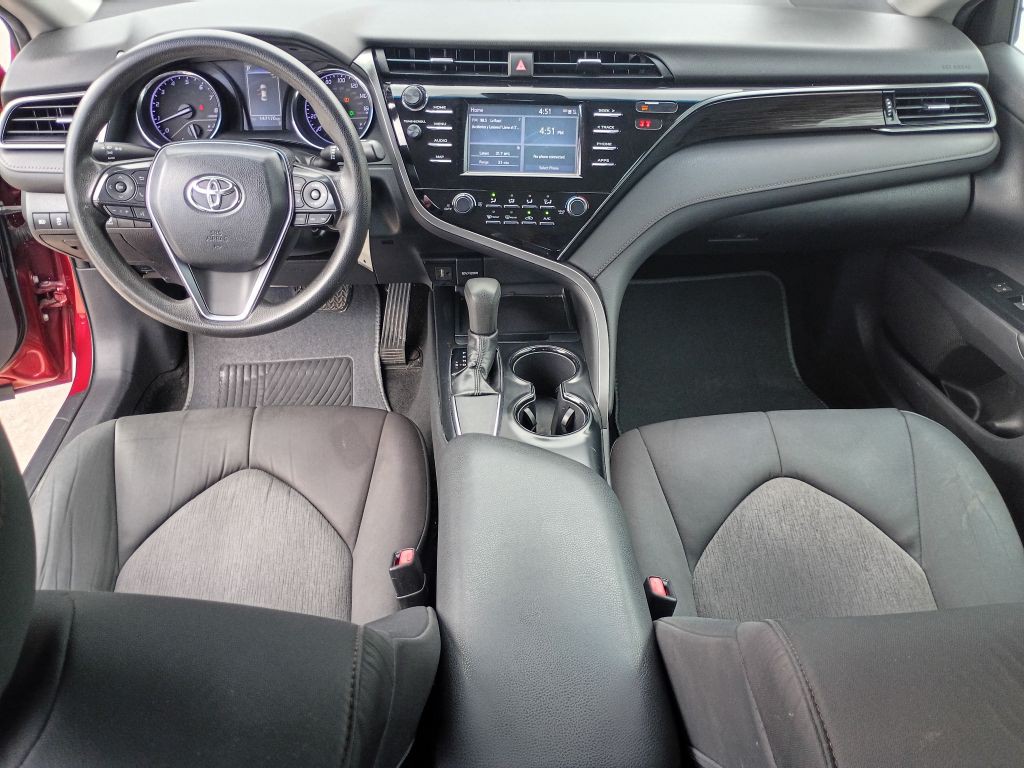 2019 Toyota Camry Image 11