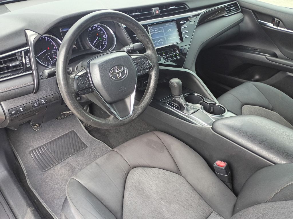 2019 Toyota Camry Image 12