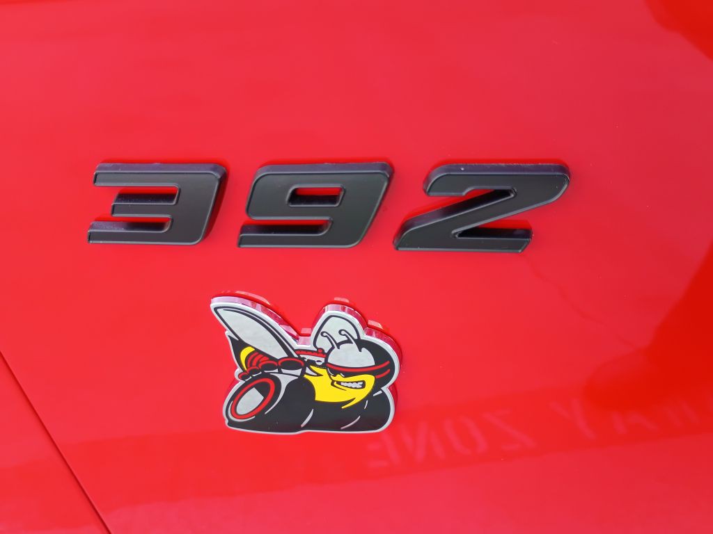 2016 Dodge Challenger Image 9