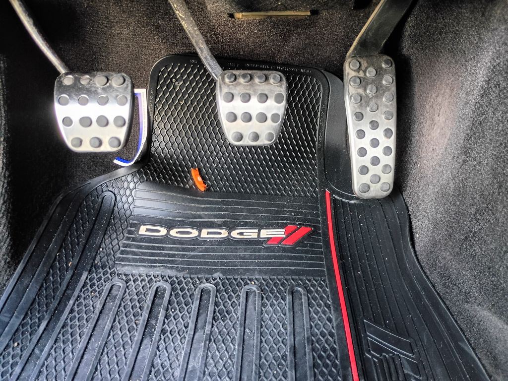 2016 Dodge Challenger Image 17