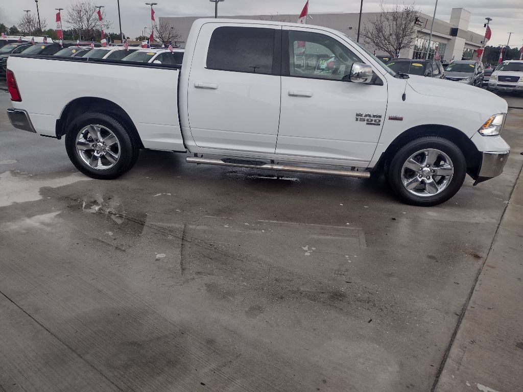 2019 RAM 1500 Image 8