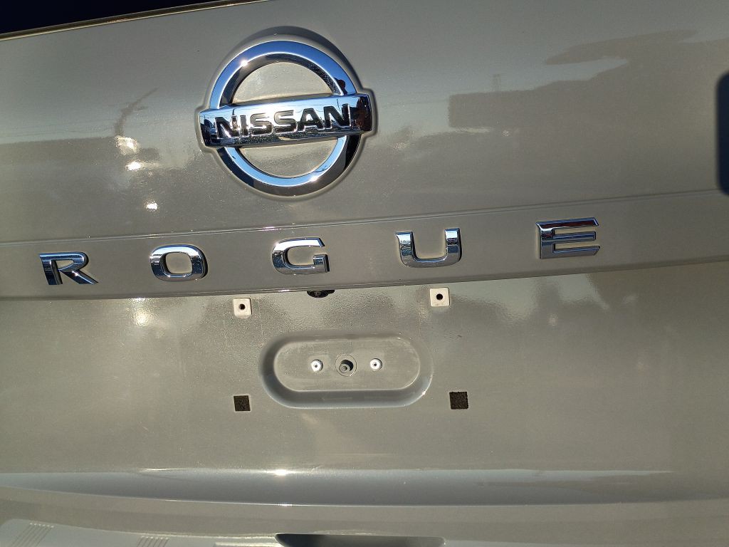2021 Nissan Rogue Image 9