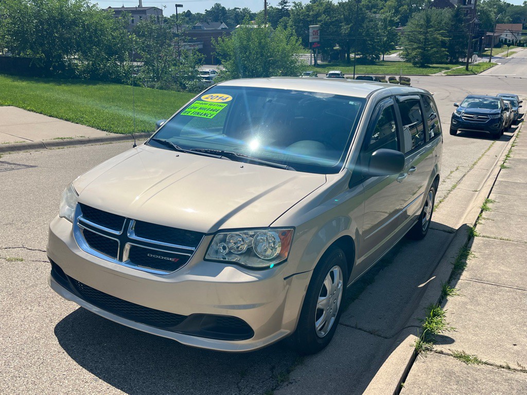 2014 Dodge Grand Caravan Image 2