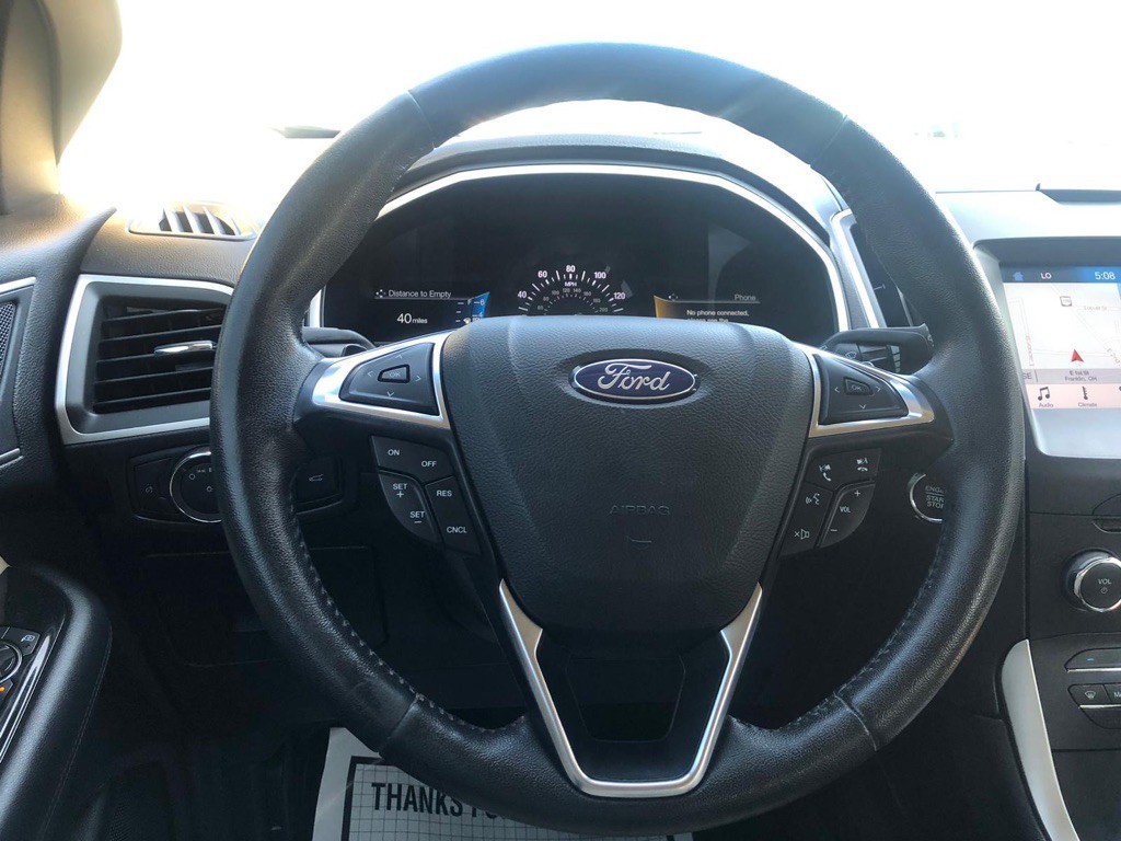2017 Ford Edge Image 17