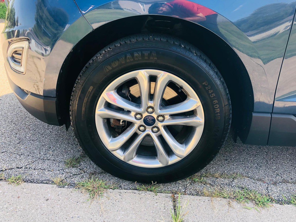 2017 Ford Edge Image 21