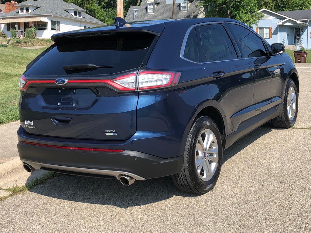 2017 Ford Edge Image 5