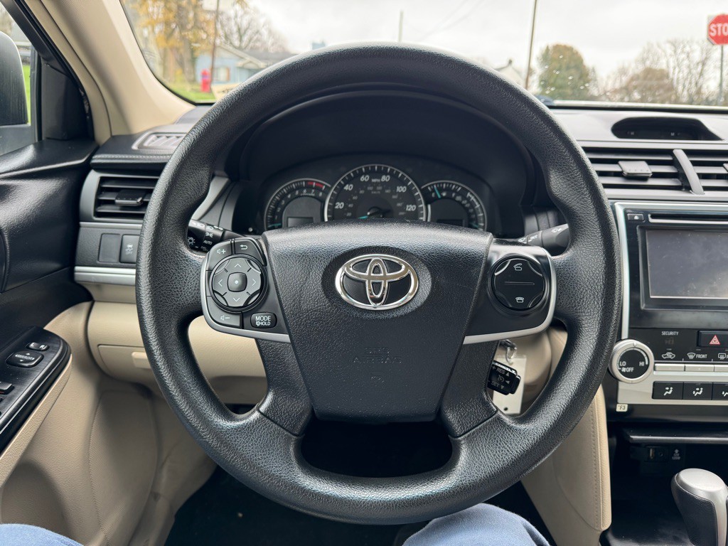 2014 Toyota Camry Image 7