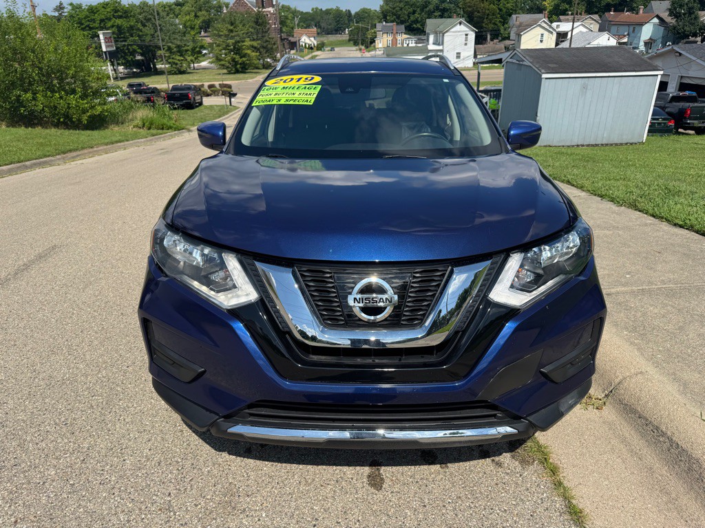 2019 Nissan Rogue Image 3
