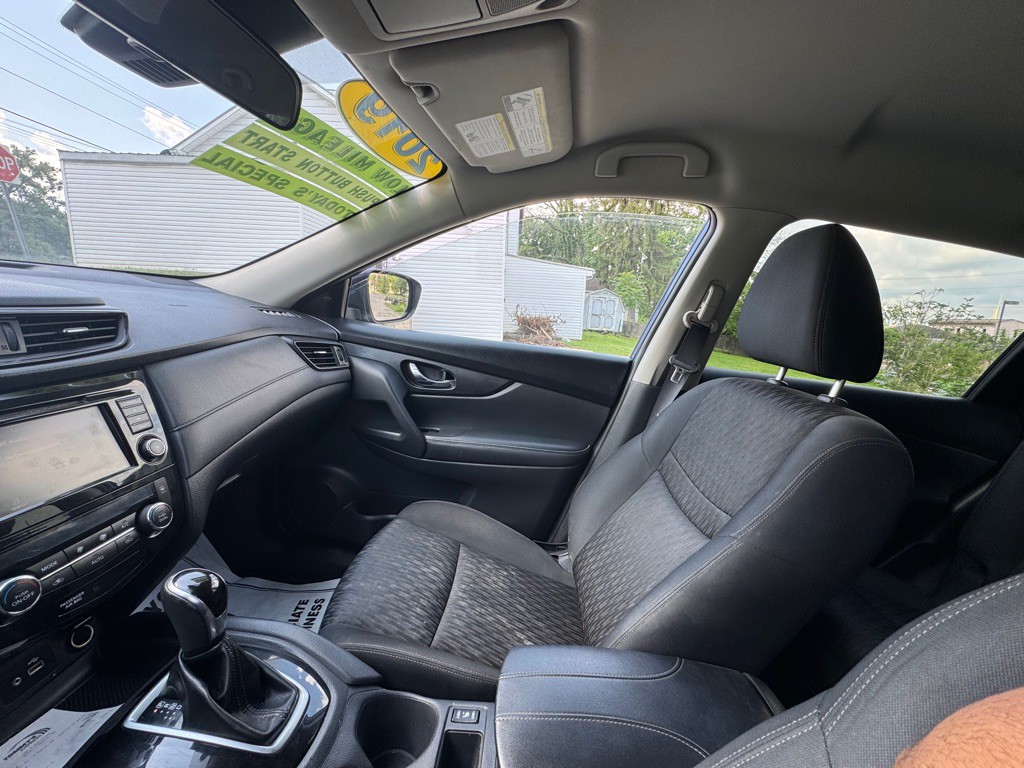 2019 Nissan Rogue Image 11