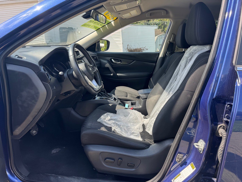 2019 Nissan Rogue Image 15
