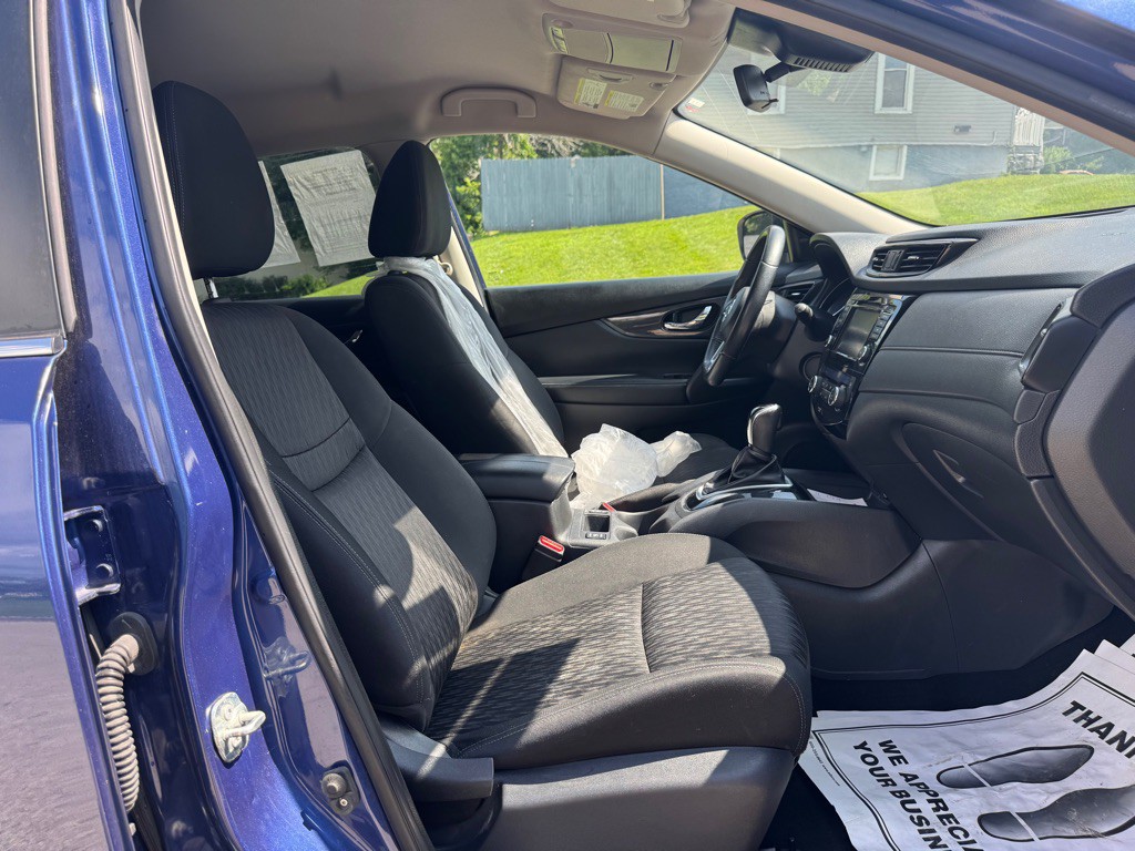 2019 Nissan Rogue Image 19