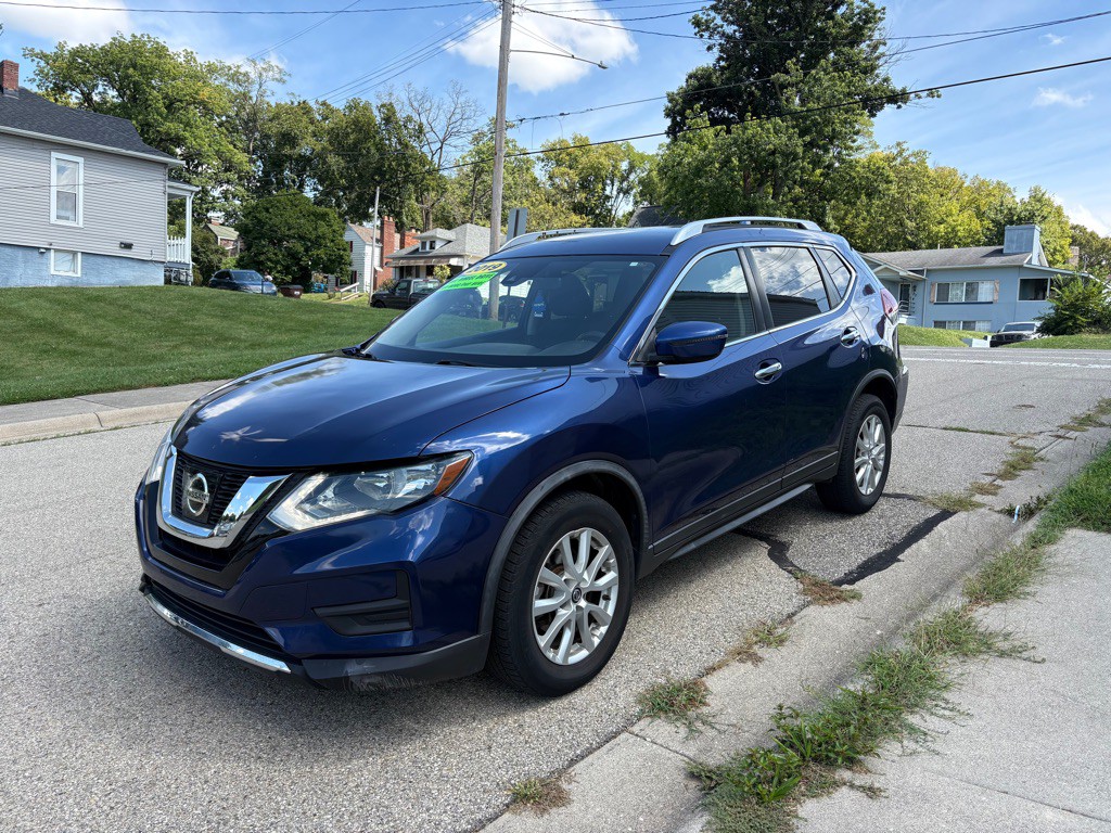 2019 Nissan Rogue Image 2