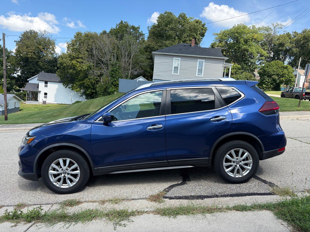 2019 Nissan Rogue Image 3