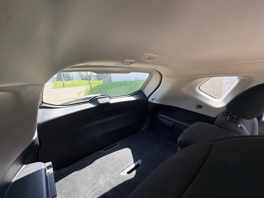 2019 Nissan Rogue Image 18