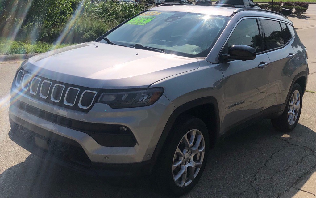 2022 Jeep Compass Image 8